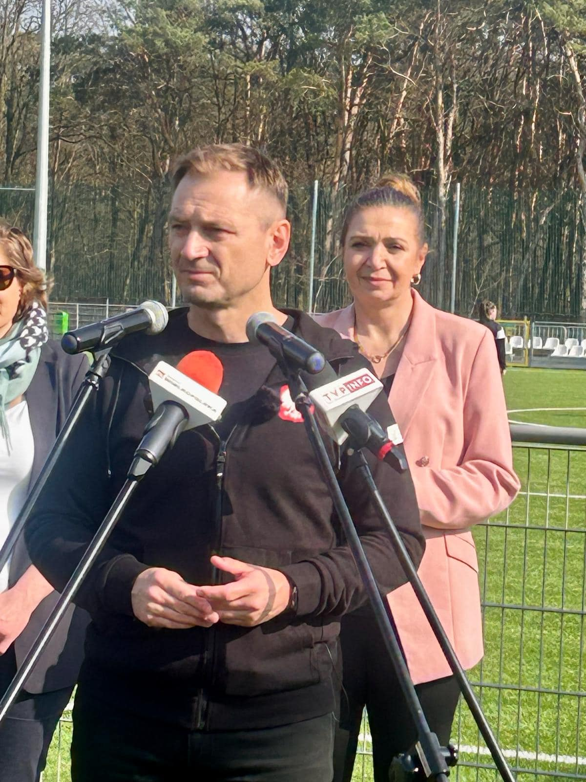 Read more about the article Minister Sławomir Nitras ogłasza w Koninie pierwszy program dofinansowania szkolenia piłkarskiego kobiet.