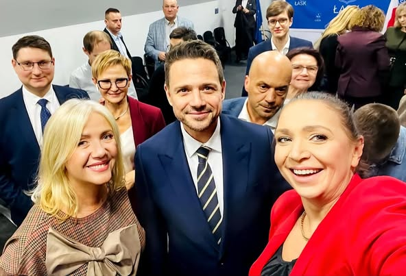 Read more about the article Fantastyczne, energetyczne spotkania z prezydentem Rafałem Trzaskowskim w Łasku oraz w Sieradzu