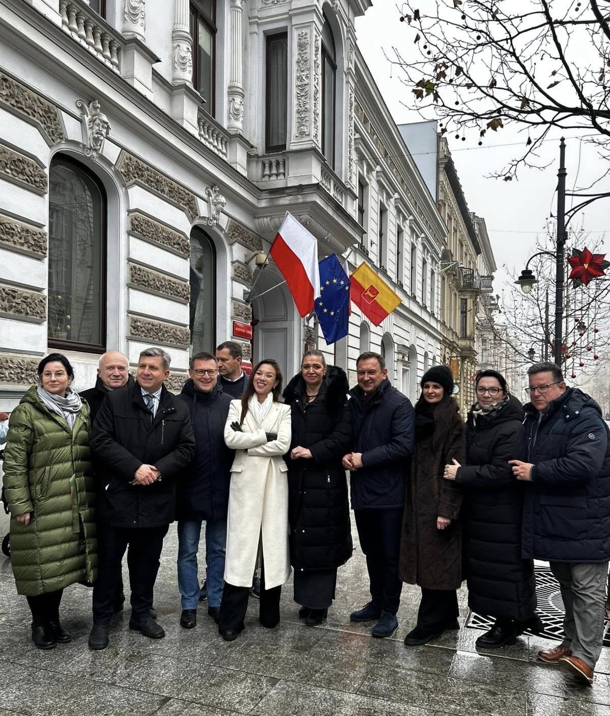 Read more about the article Jeśli coś ci wpadnie do oka, pomyśl, że to kawałek kosmosu